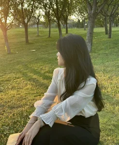 Nuyoah-77 Public Pic 3