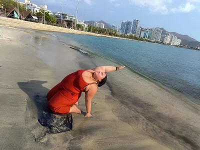 Hurrem_MathのWARM POSITIONS🤗😏の 3枚の写真