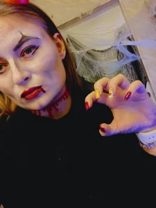 ElenaMaeer Halloween2025 Pic