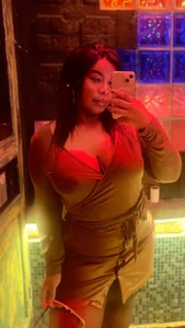 valerieharris One night in Medellin 圖片