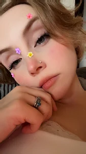 Kat_peachyy26 Cutie Foto 2