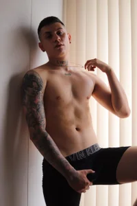 Yeiko_Romero_ kullanıcısının Temptation albümü -  2 fotoğraf