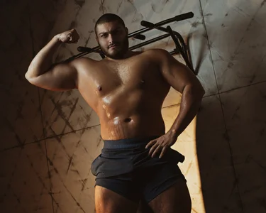Darius_Wolfe Hot Training 💦🥵 Pic 4