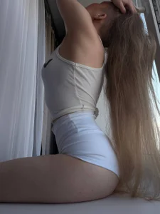 MaireLanda only white and boobs Pic 4