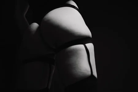 Scarlett_Yvy17My first photo shoot 🔥 Bild