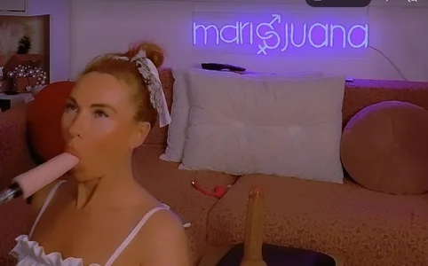 Mari69Juana HORNY VIBE Foto