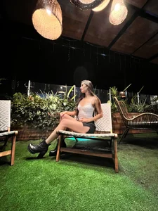 RebeccaBaxter I'm feel Fancy Pic 2