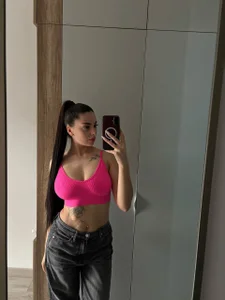 ArielGemmeの🌹の 2枚の写真