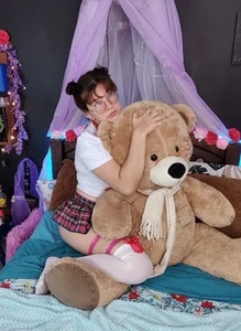 HunnyyLove Student girl rolplay Pic 2