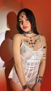 NaomiSainzの💜🧡💚Rainbow Girl💚🧡💜の 5枚の写真