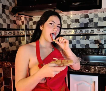 jenifer__power10 The kitchen is burning🔥 รูปภาพ  2