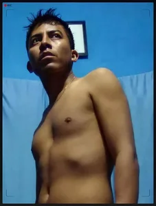 juan7ca7melo7s XXX nøgenfoto 3