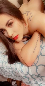 kristalinasc Hello 💕  6টি ছবি