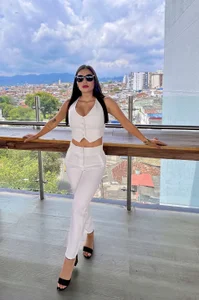 elegant and seductive od AbbyDalton  snímek