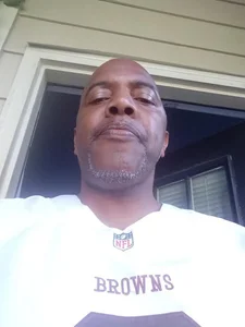 EEZEE2PLEEZEESELFIE Bild