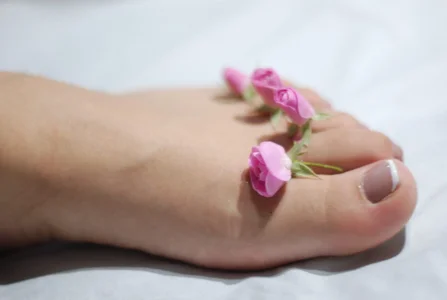 MollyCruz GIVE MY SWEET FEET A GOOD LICK Bilde 2