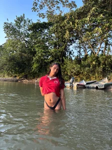 Riascosxxx 🌊 Summer & Swim Pic 2