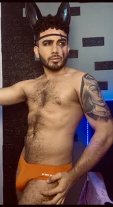 adamhairy: halloween makeup ( 5 фото)