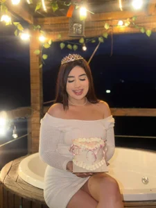 Amara_melodi My birthday 🥰👸🏻 Pic