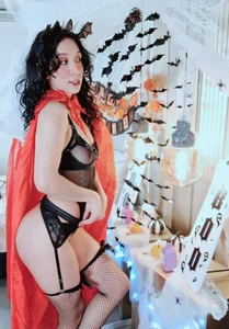 LuisaMarquez HOT VAMPIRE صورة واحدة|LuisaMarquez HOT VAMPIRE صورتان|LuisaMarquez HOT VAMPIRE  2 صور|LuisaMarquez HOT VAMPIRE  2 صورة