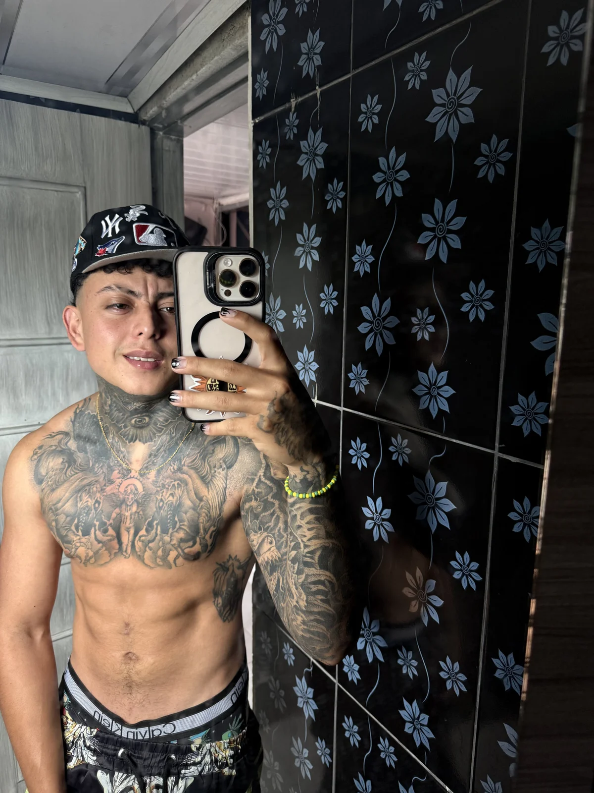 KevinSanchez420 熱門圖片 4523