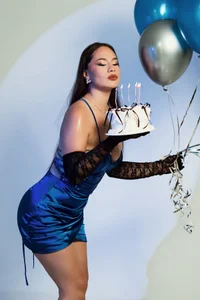 EmmaRiccoのMy Birthday, Your Temptation 💋の 3枚の写真