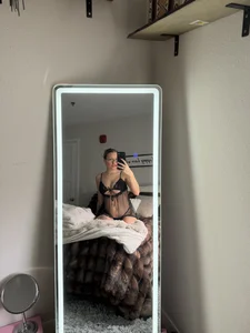 rileyrose1317 Public Pic 2