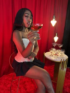 NATALIE_PARKERRのBe my Valentine 💖の 5枚の写真