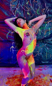 lucie_petite body paint Immagine  3
