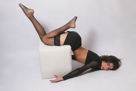 tifanny_doll01 Every pose is art; every image is an expression รูป  4