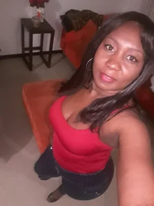 Lucylin12 Me  4টি ছবি