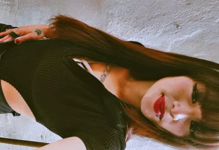 Ariadna_Miller1 Public Pic 3