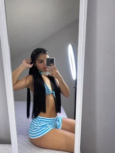 aidajonnes Baby blue Pic 2