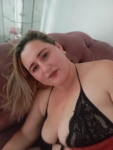 bianca_imp on the sofa Billede 7