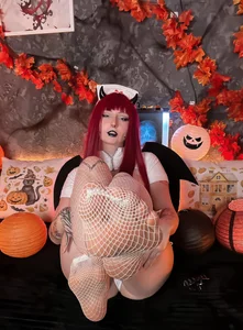 EmmyBunny sexual treatment Gambar 4