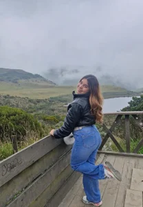 AmbarClarck exploring new landscapes ♥️ Foto 2