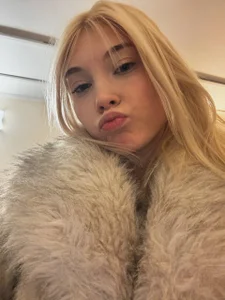 Public od LlsabethHaze  4 snímek