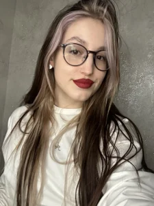 I love red lipstick in my lips de caramel_55  4 Imagens