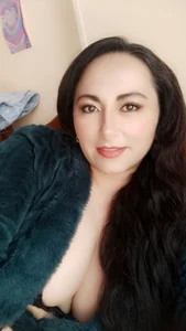 Lindsay_Sherry Be happy Pic 2