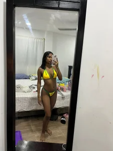 melanyasm Public  4টি ছবি