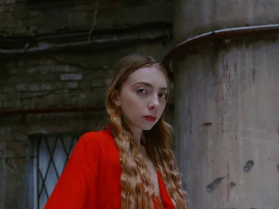 Anna_darko Red Kimono slika
