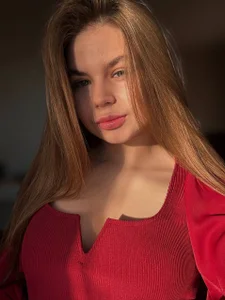 MillaBabe: Public ( 4 фото)