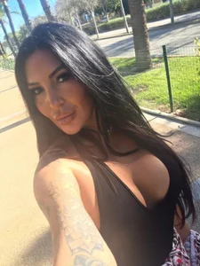 Emily_B_X Public Foto 3