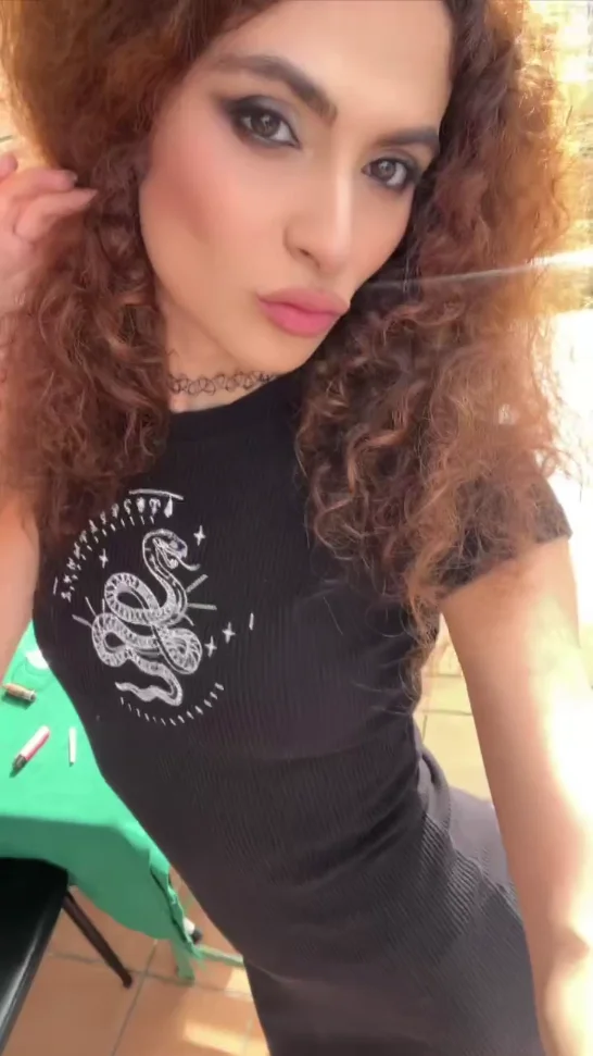 QueenRabbitX  4601. kiemelt képe