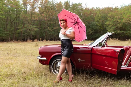 FeliciaKrige Cars and hot woman Pic 6