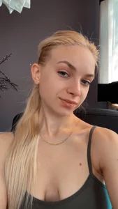 Public od SonnySofia  6 snímek