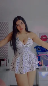 mia1199 Public Pic 4