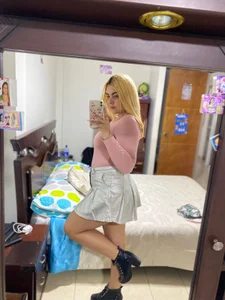 Public de prettyy_tay  3 Imagens