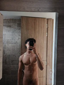 Public de sein_julian18  8 Imagens
