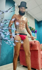 Damian_Shakur merry Pic 2